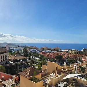 Apartment 33 Pleasures Del Duque, Costa Adeje (Tenerife)